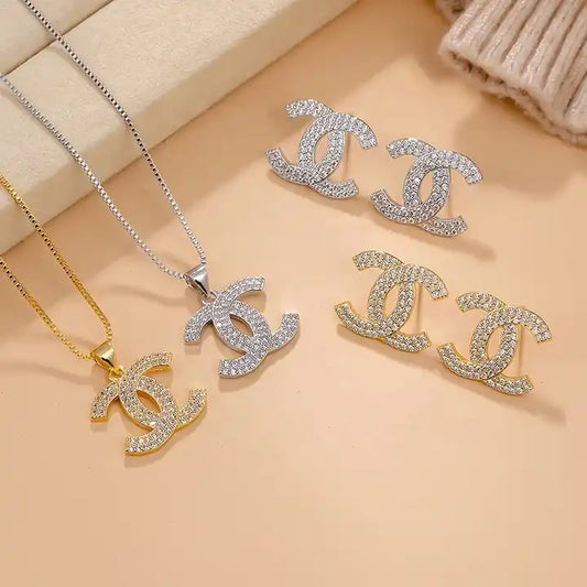 Customized 18K Gold-Plated Jewelry Set: Stylish & Charming Necklace for Women