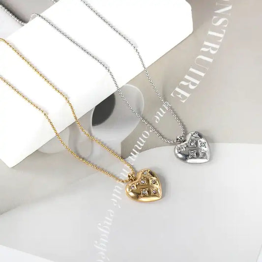 Wholesale 18K Gold Heart Pendant Necklaces | Non-Tarnish Stainless Steel